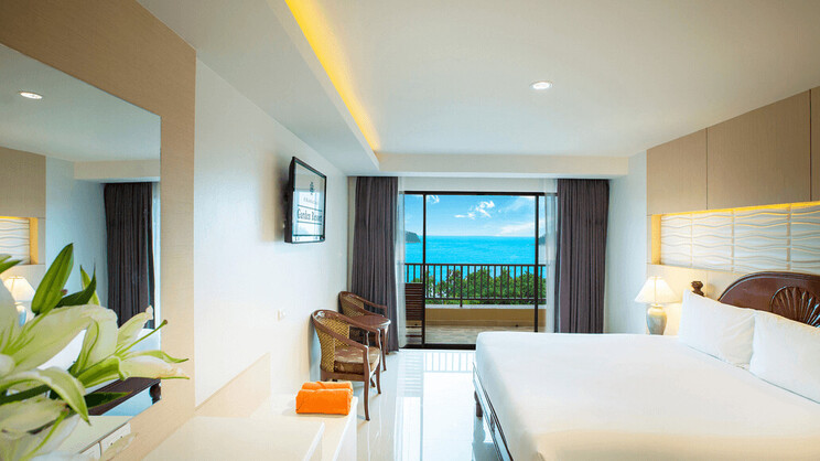 Executive Club Sea View Room